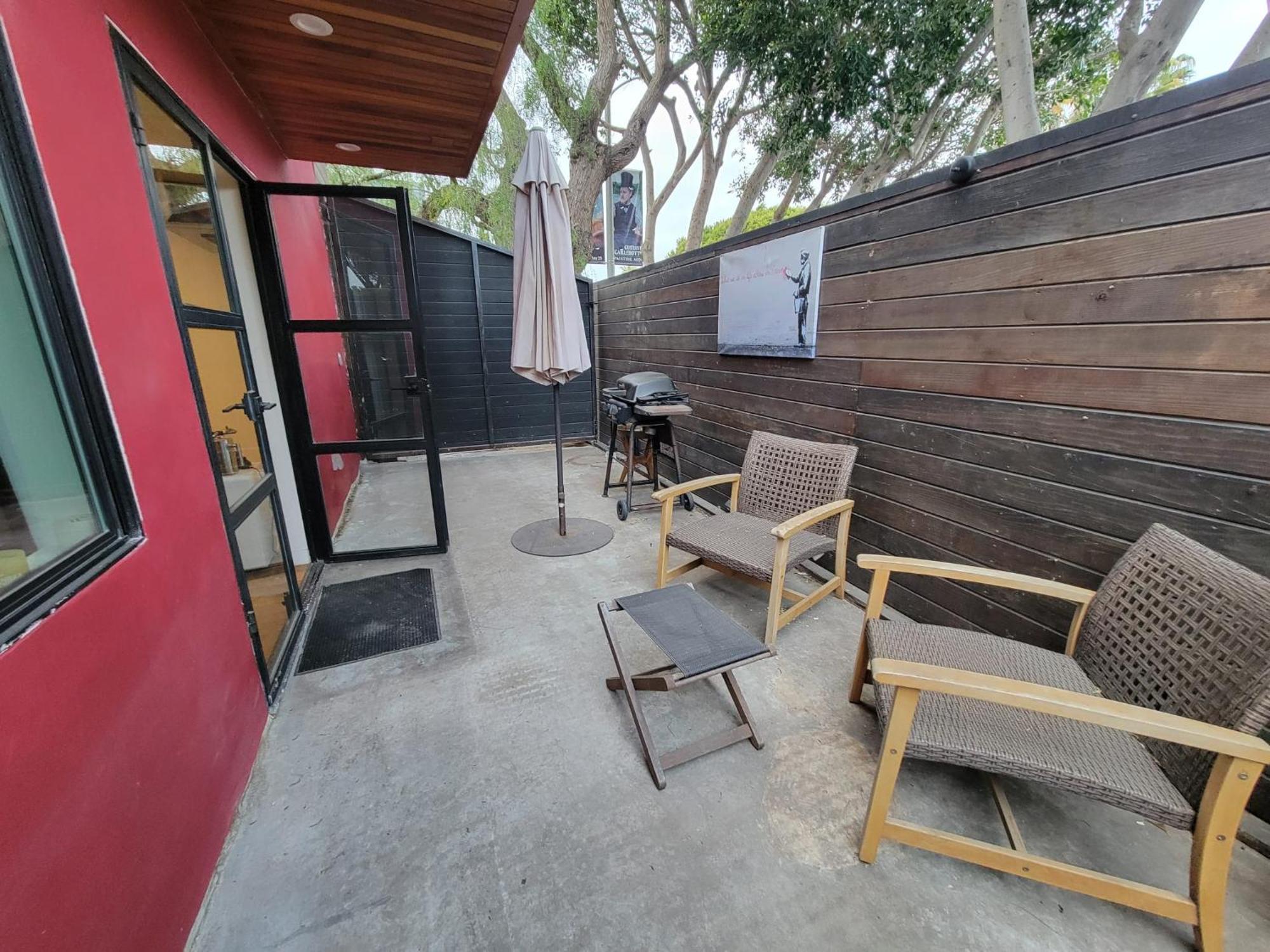Venice Beach Studio With Large Private Patio Steps To The Beach Los Angeles Luaran gambar