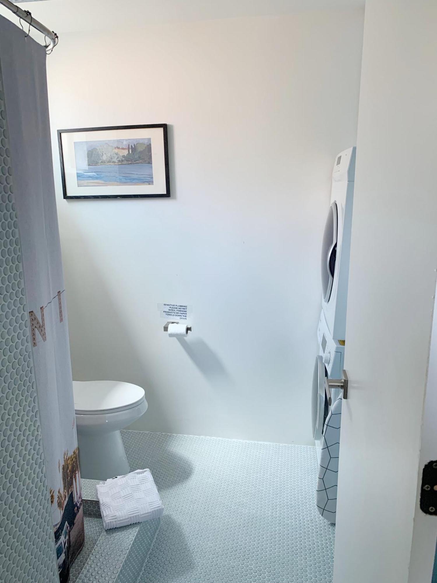 Venice Beach Studio With Large Private Patio Steps To The Beach Los Angeles Luaran gambar
